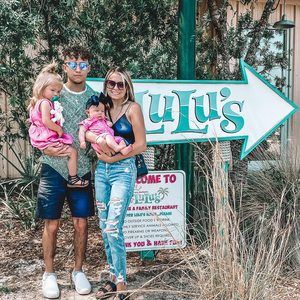 Meet your Posher, Bailey